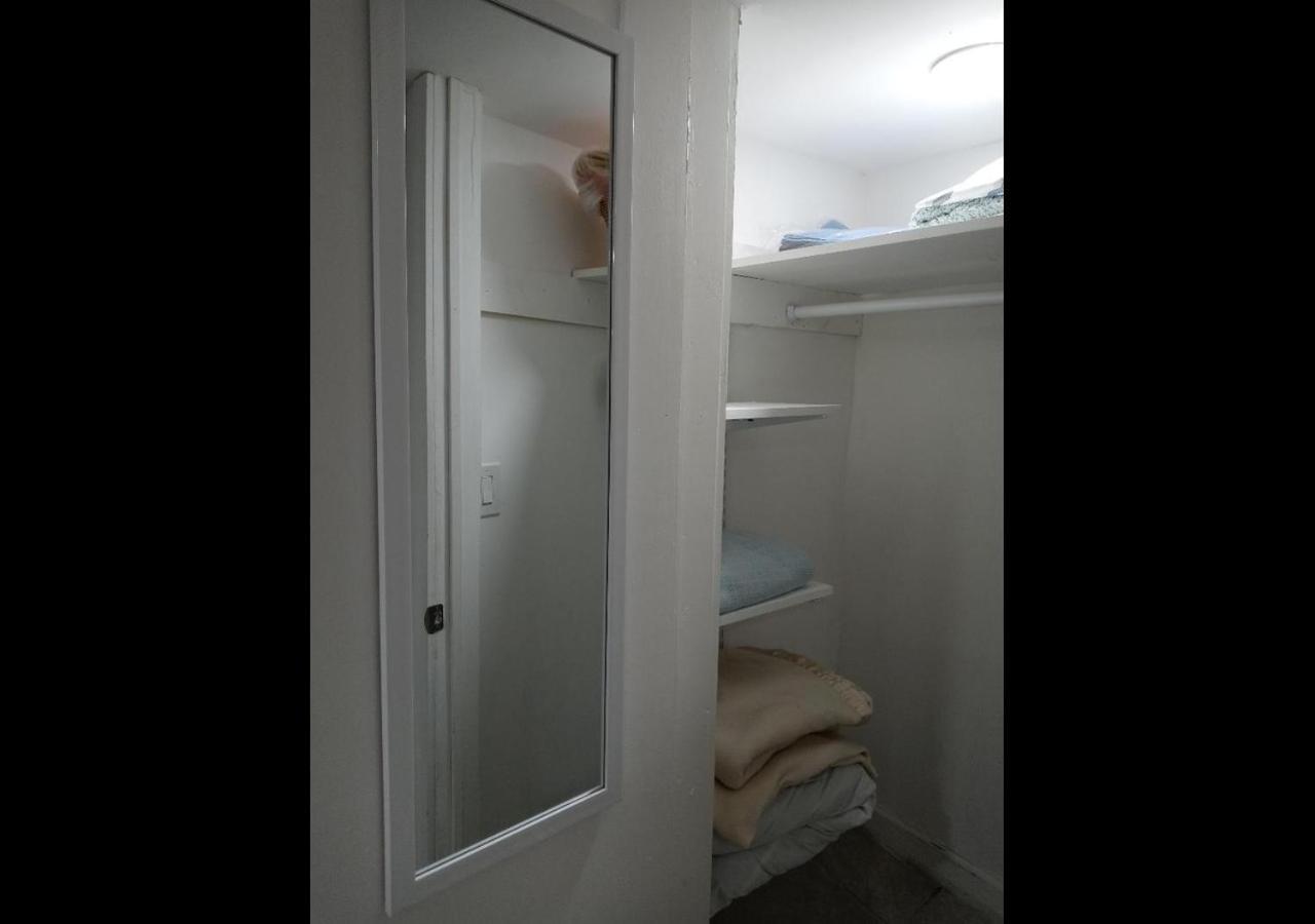 "Cozy Basement Retreat Just 40 Minutes To Nyc!" Apartment Irvington Exterior photo